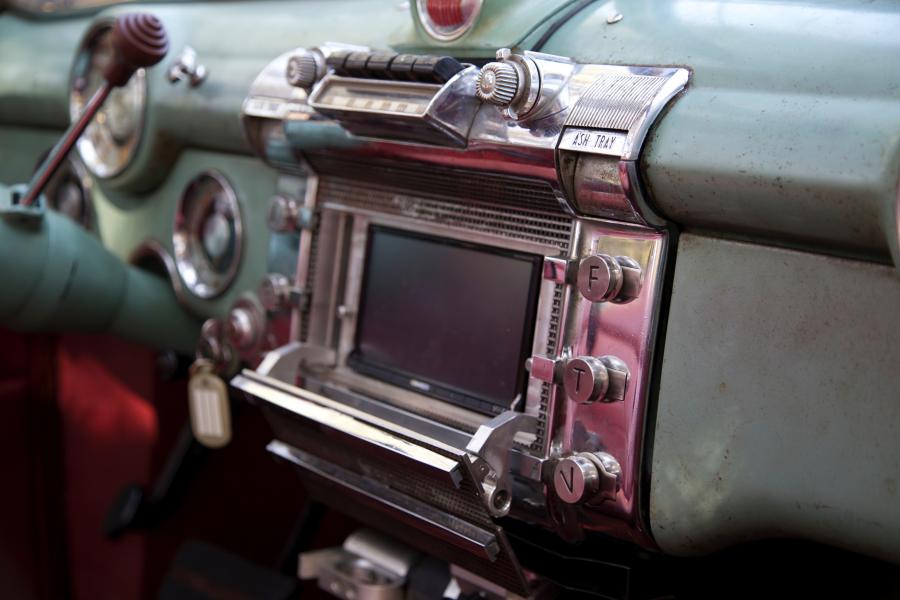 Детали интерьера Buick Super Derelict Convertible by ICON (56C-4567) 2014 года  (фото 7 из 26)